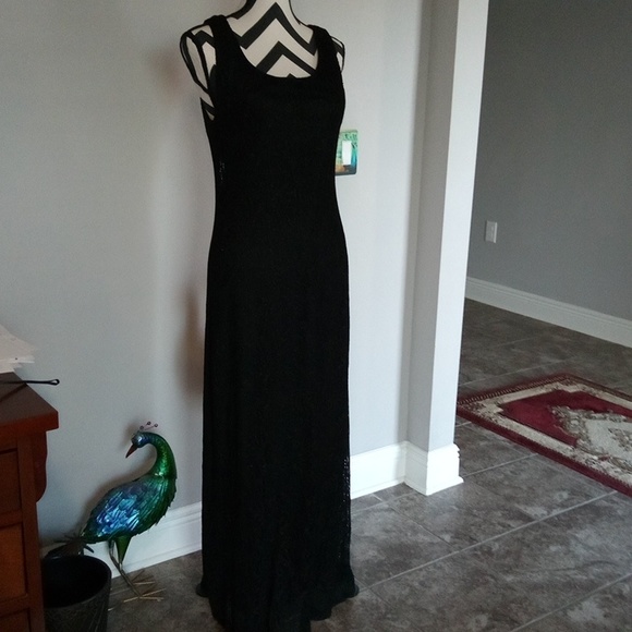 Jessica Howard Formal - Picture 2 of 7